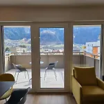 Apartman 6 7 *