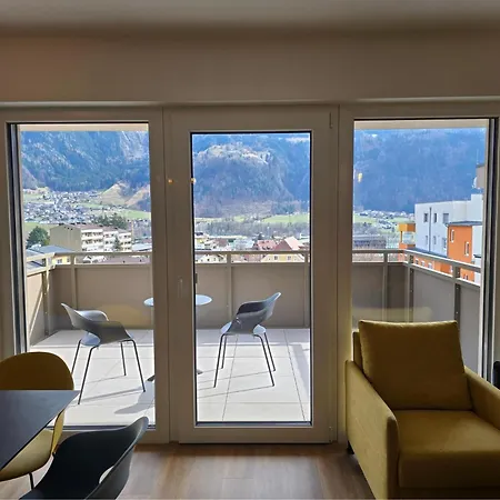 Appartement 6 7 *