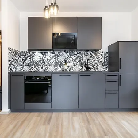 6 7 Apartament *